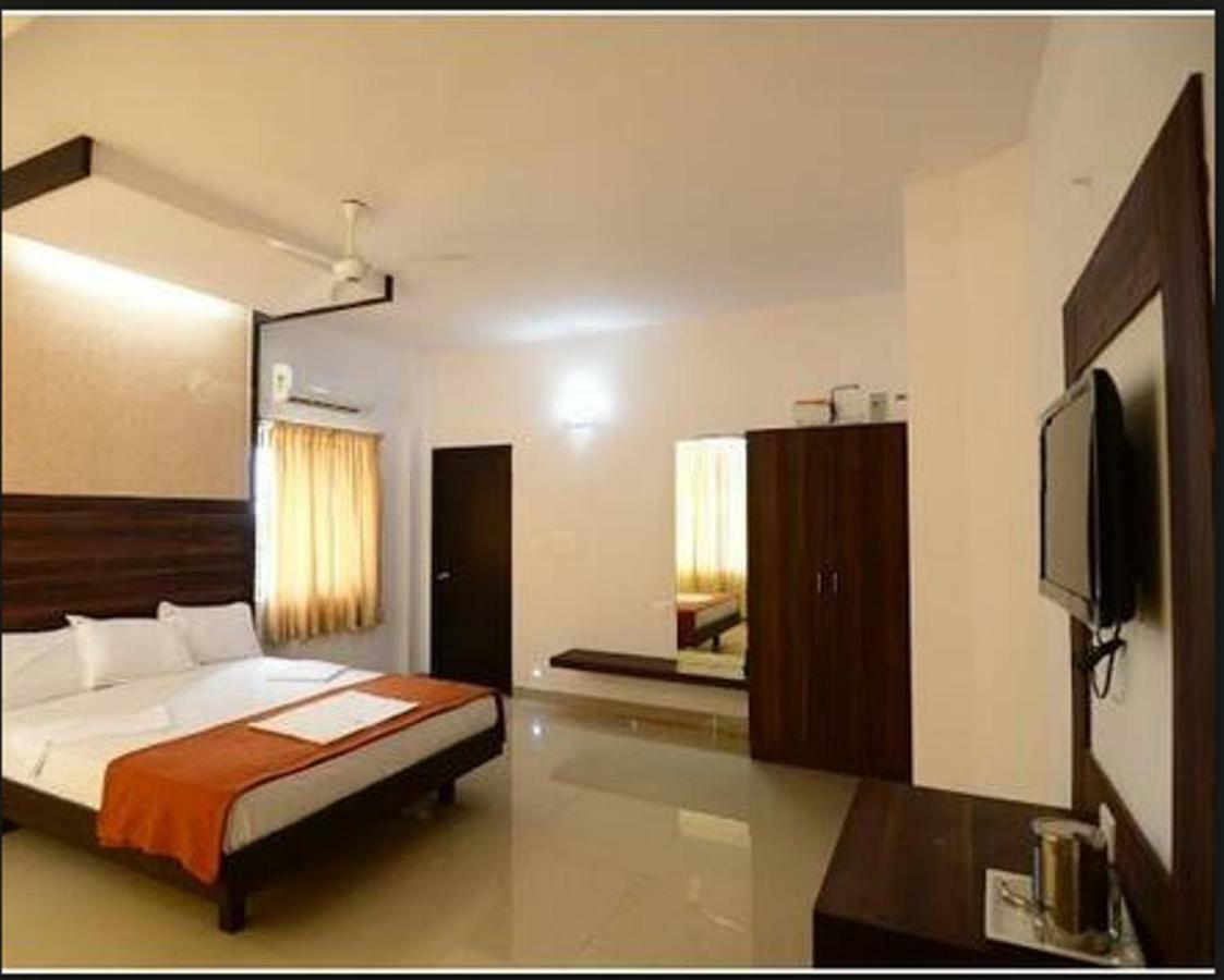 Gk Residency Hotel Perambalur Luaran gambar